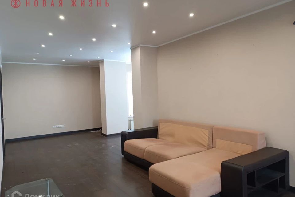 Продаётся 3-комнатная квартира, 96.4 м²