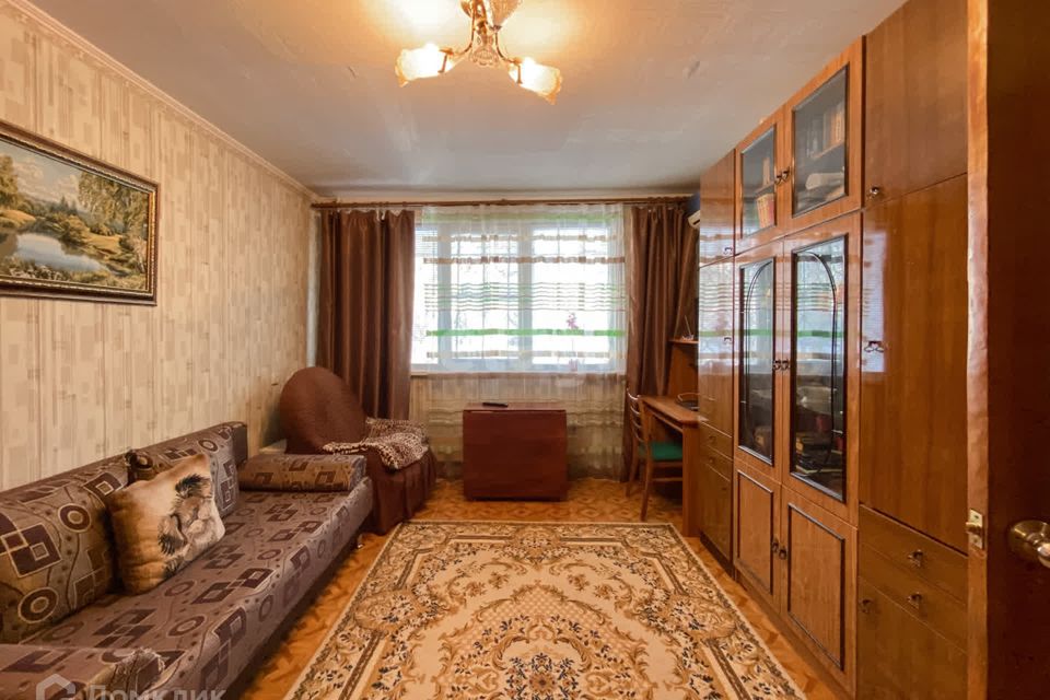 Продаётся 3-комнатная квартира, 59.4 м²