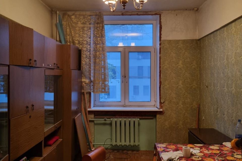 Продаётся комната в 3-комн. квартире, 14.4 м²