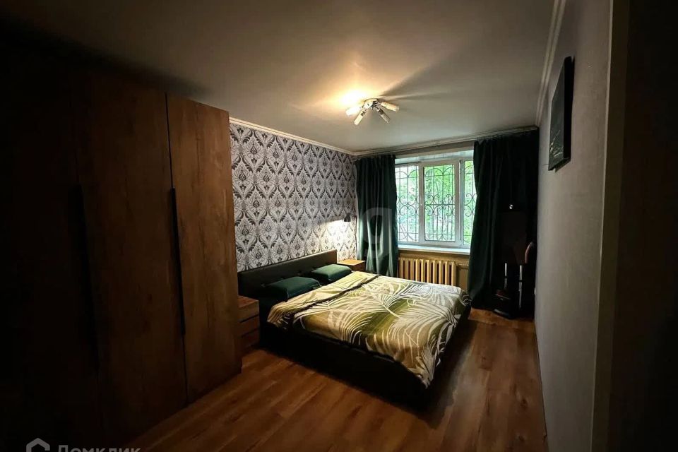 Продаётся 2-комнатная квартира, 43.8 м²