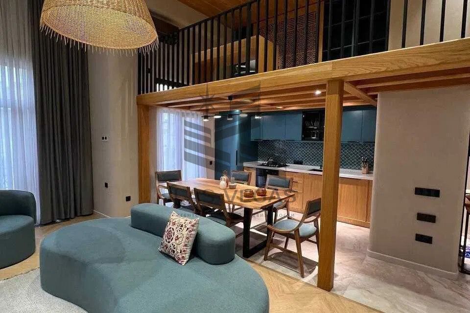 Сдаётся 3-комнатная квартира, 114 м²