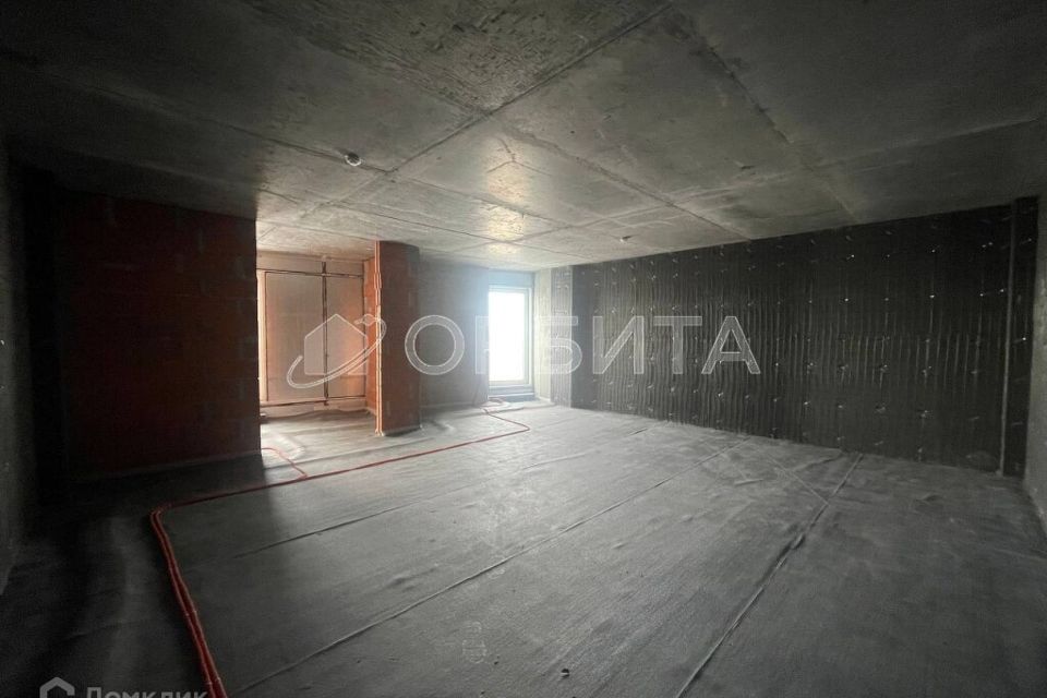 Продаётся 3-комнатная квартира, 102.7 м²