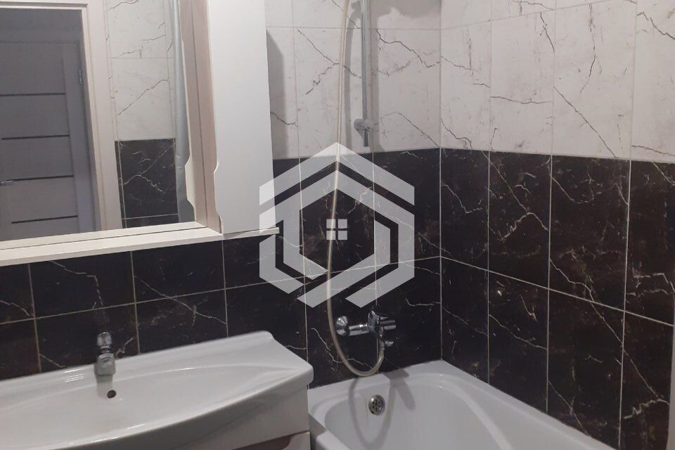 Продаётся 2-комнатная квартира, 47.7 м²