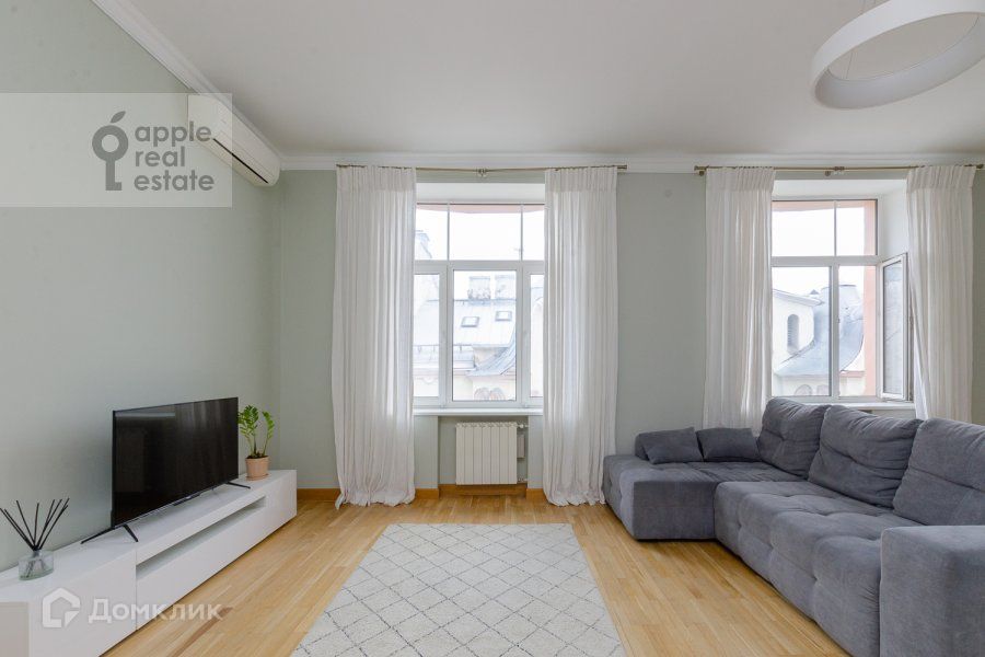 Сдаётся 4-комнатная квартира, 125 м²