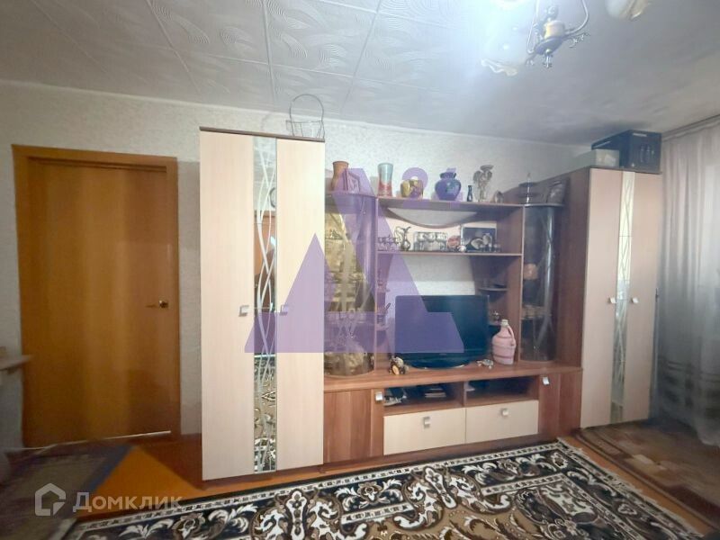 Продаётся 4-комнатная квартира, 60.1 м²