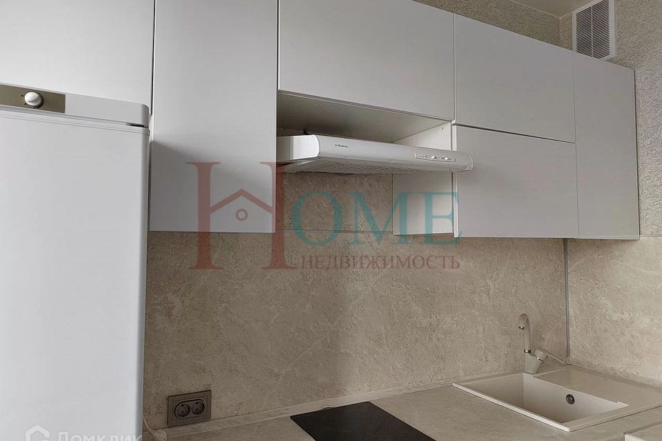Сдаётся 1-комнатная квартира, 40 м²