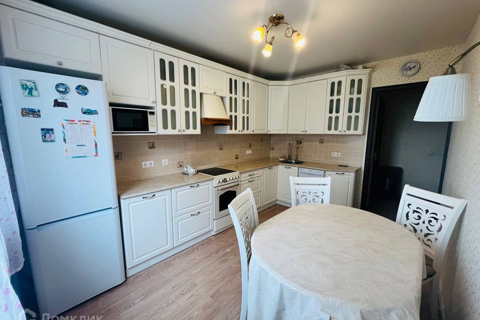 Продаётся 3-комнатная квартира, 71.9 м²