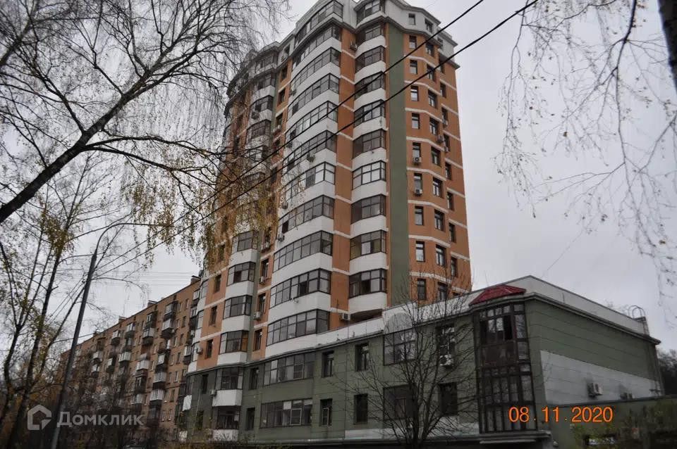 Продаётся 4-комнатная квартира, 128 м²