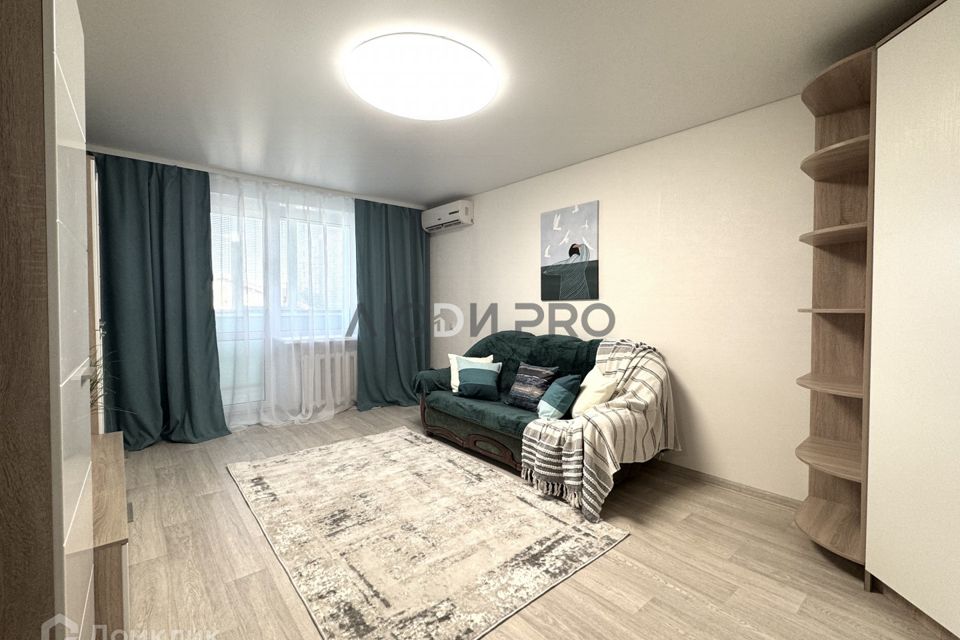 Продаётся 2-комнатная квартира, 50.7 м²