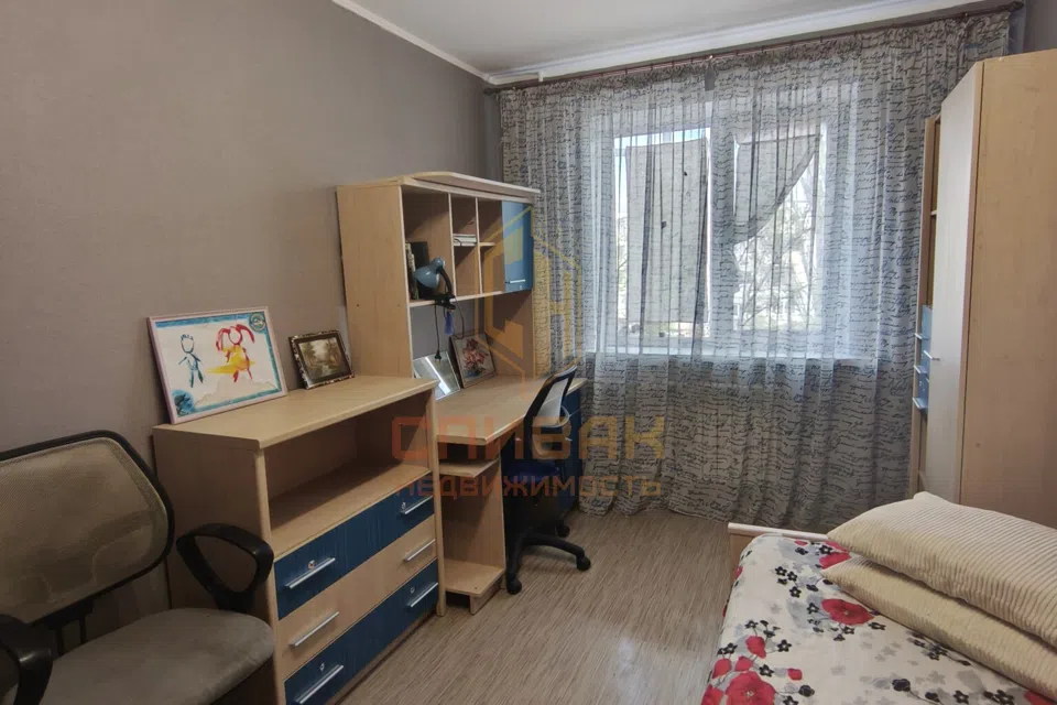 Продаётся 3-комнатная квартира, 61.6 м²