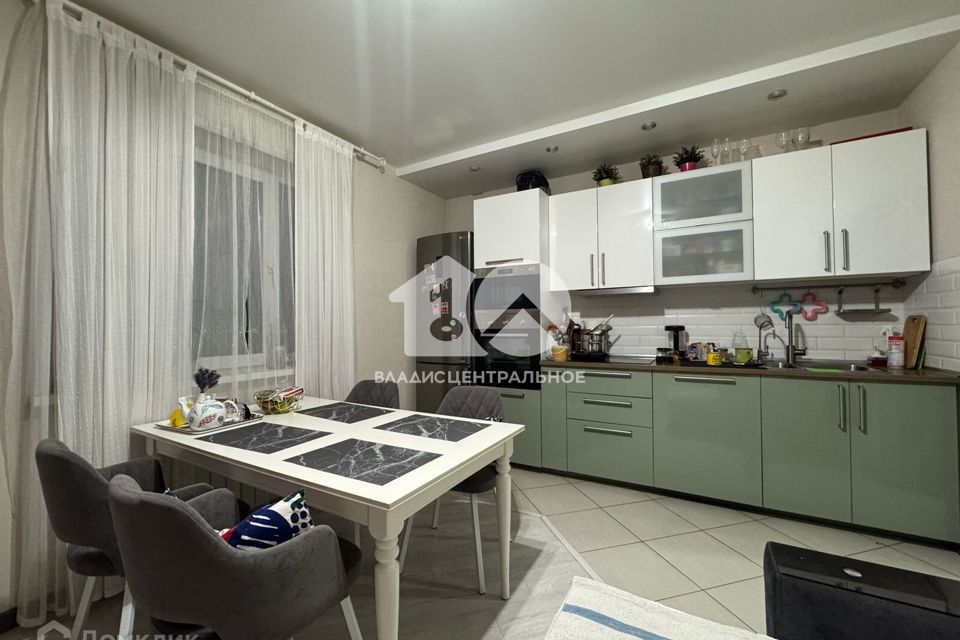 Продаётся 2-комнатная квартира, 58.7 м²