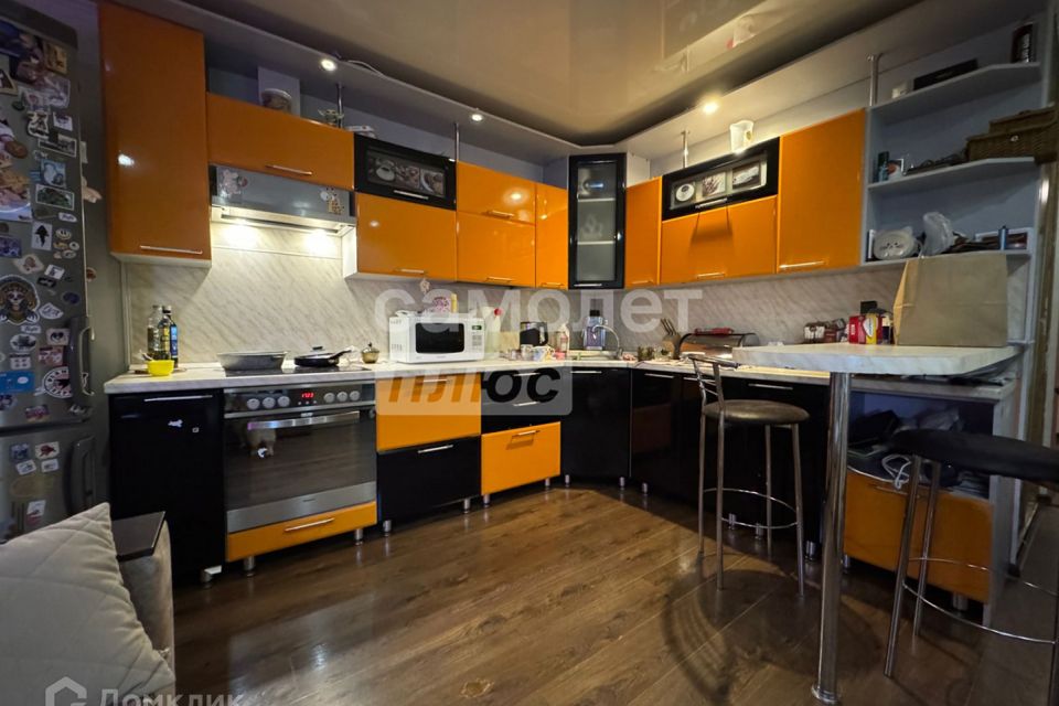 Продаётся 1-комнатная квартира, 46 м²