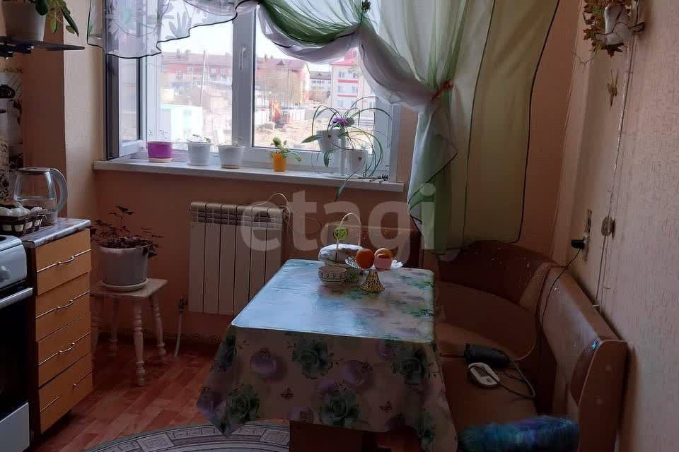 Продаётся 1-комнатная квартира, 35.7 м²