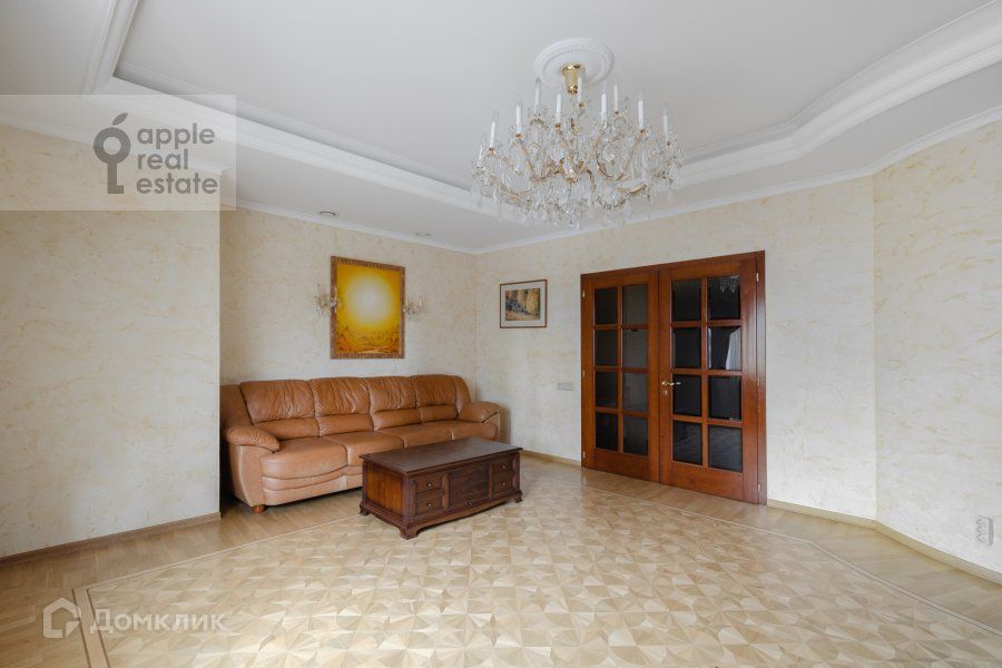 Сдаётся 4-комнатная квартира, 178 м²