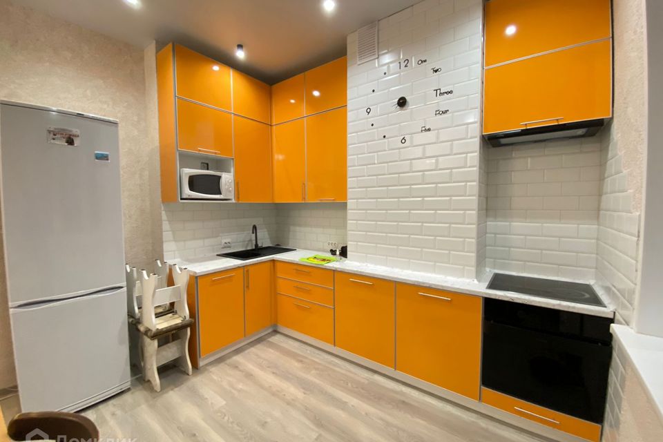 Сдаётся 2-комнатная квартира, 62 м²