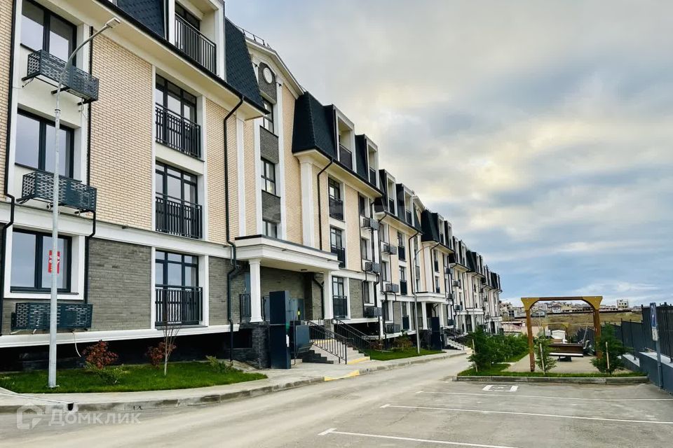 Продаётся 1-комнатная квартира, 41 м²