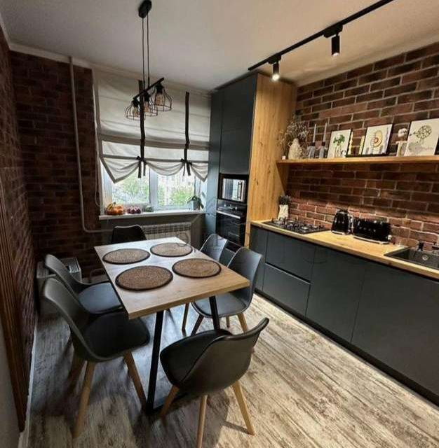 Продаётся 3-комнатная квартира, 64 м²