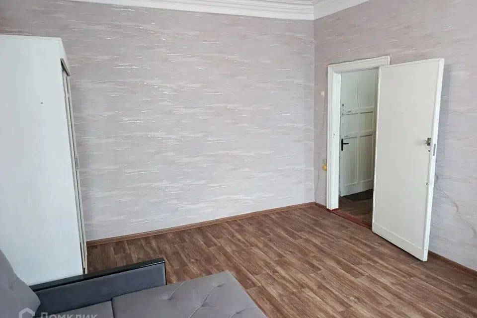 Продаётся 1-комнатная квартира, 30.6 м²