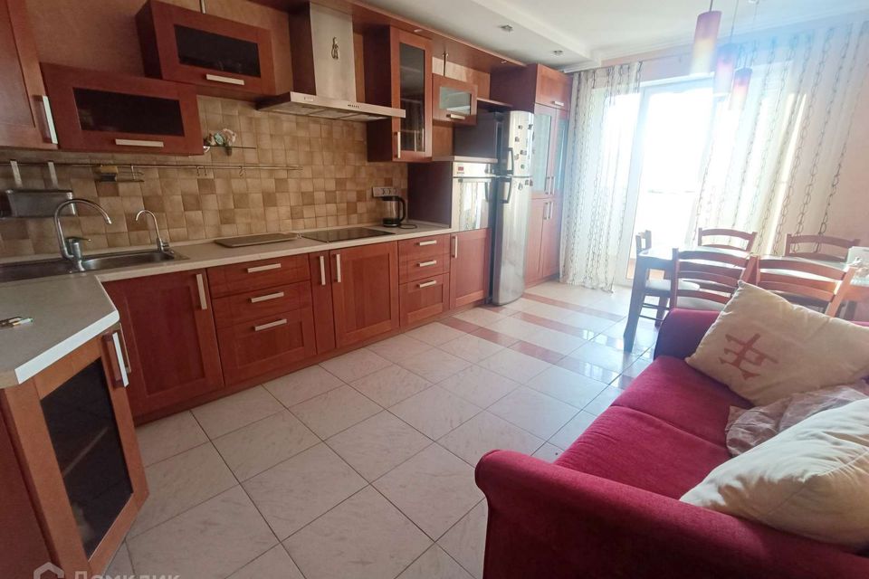 Сдаётся 3-комнатная квартира, 100 м²
