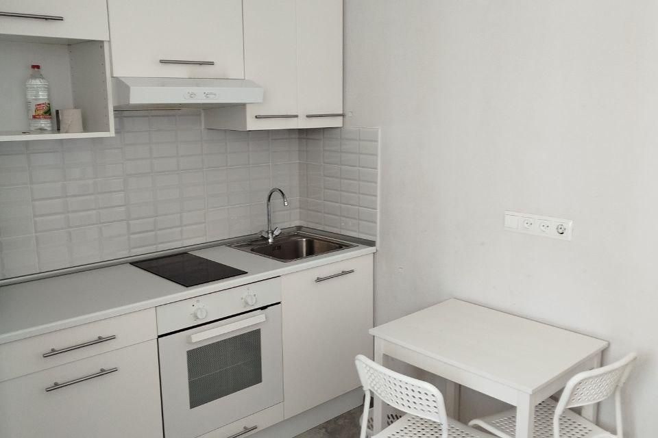 Продаётся 1-комнатная квартира, 36 м²