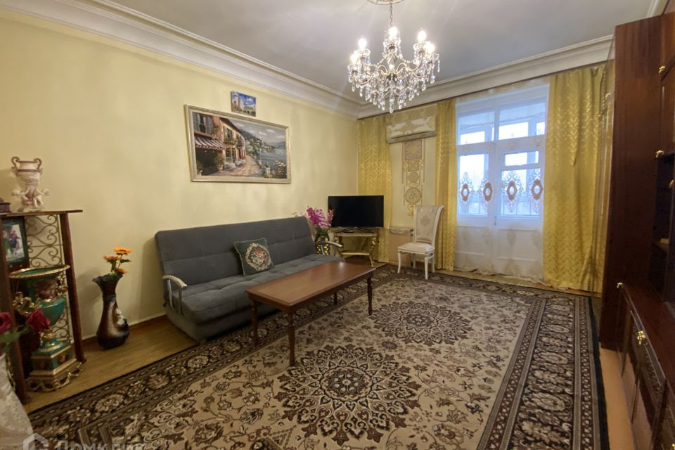 Сдаётся 2-комнатная квартира, 66.7 м²