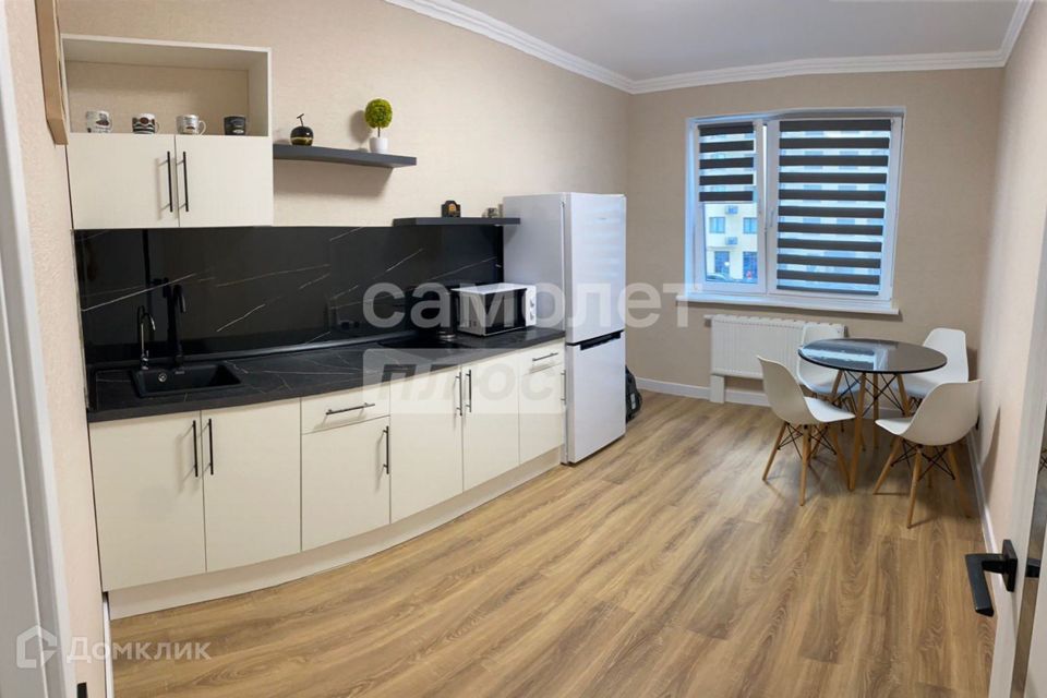 Продаётся 1-комнатная квартира, 37.2 м²
