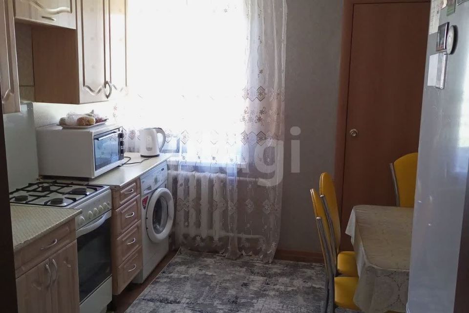 Продаётся 4-комнатная квартира, 77.6 м²