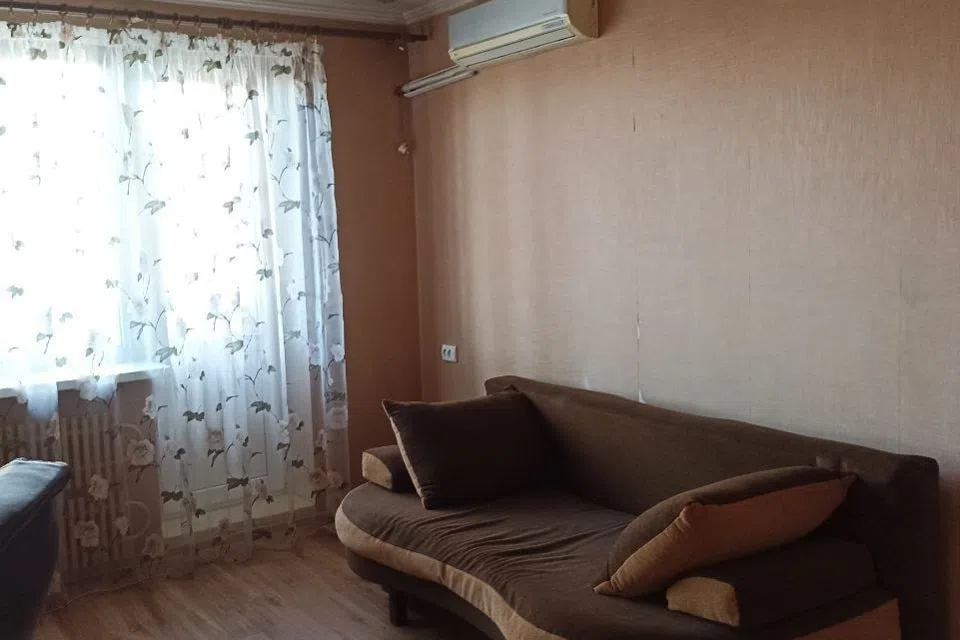 Сдаётся 1-комнатная квартира, 36 м²