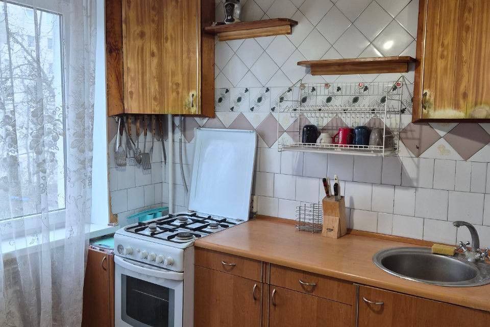 Продаётся 3-комнатная квартира, 60.7 м²