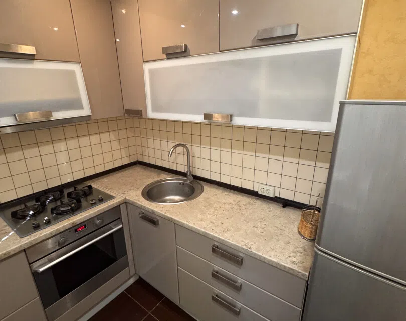 Продаётся 3-комнатная квартира, 56 м²