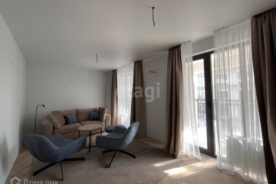 Продаётся 2-комнатная квартира, 58 м²
