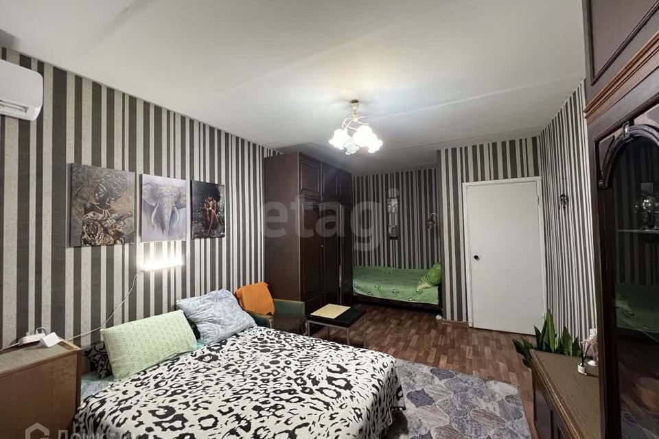 Продаётся 1-комнатная квартира, 35.8 м²