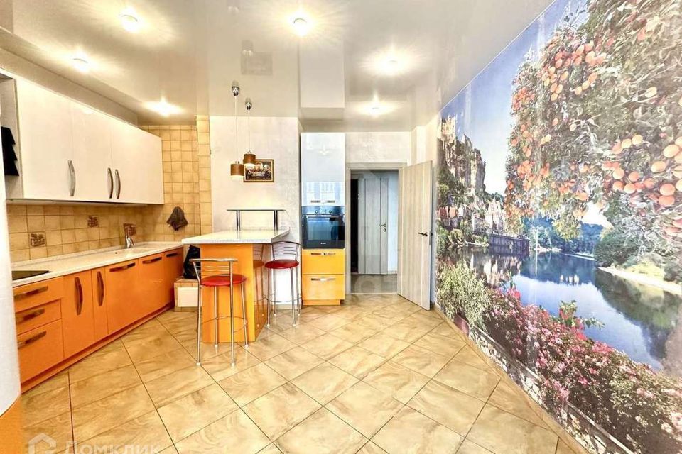 Продаётся 3-комнатная квартира, 103 м²
