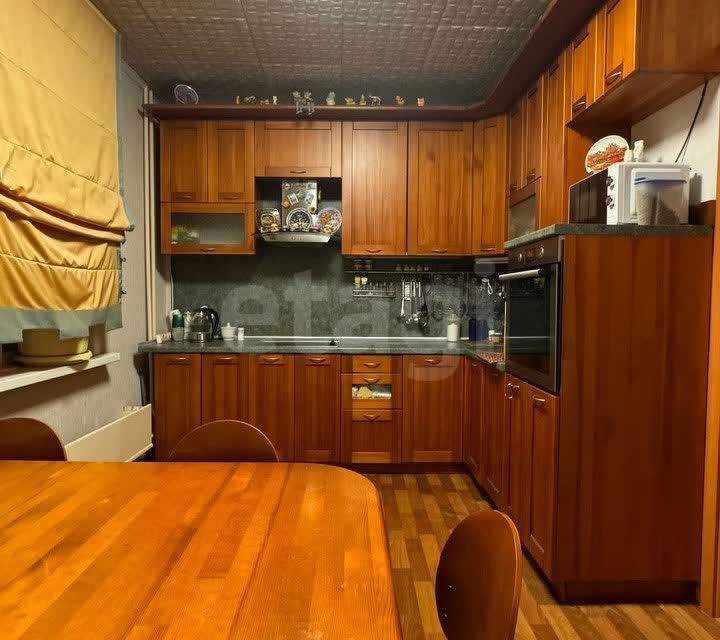 Продаётся 4-комнатная квартира, 100.7 м²