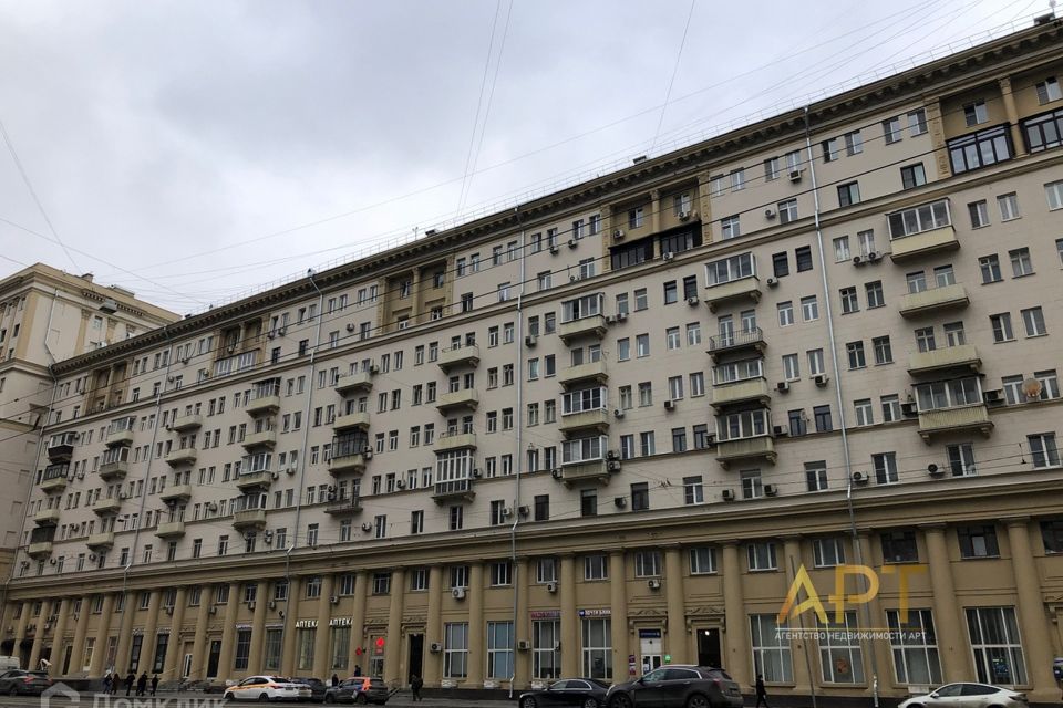 Продаётся 4-комнатная квартира, 102 м²