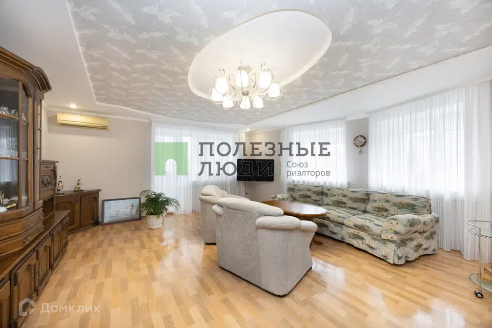 Продаётся 2-комнатная квартира, 94.9 м²
