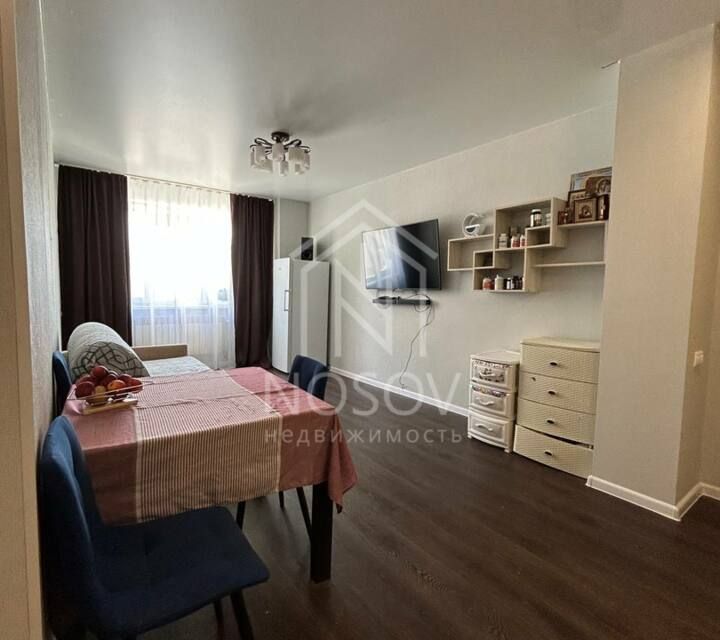 Продаётся 1-комнатная квартира, 54.4 м²