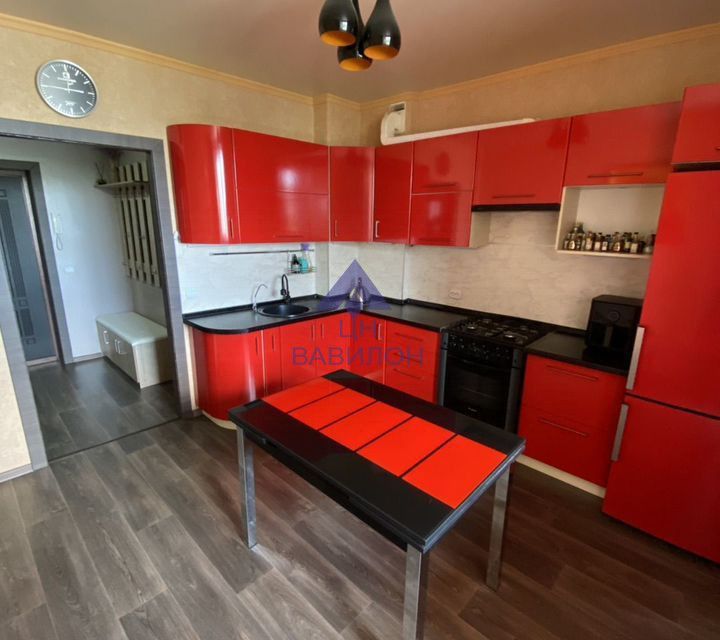 Продаётся 1-комнатная квартира, 42.2 м²