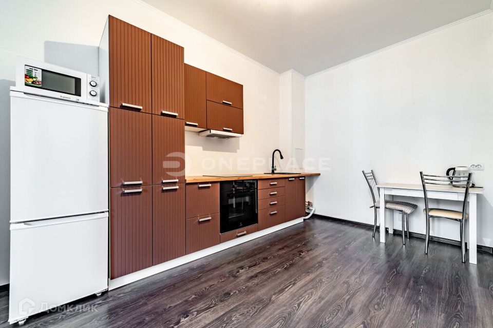 Продаётся 1-комнатная квартира, 35.6 м²