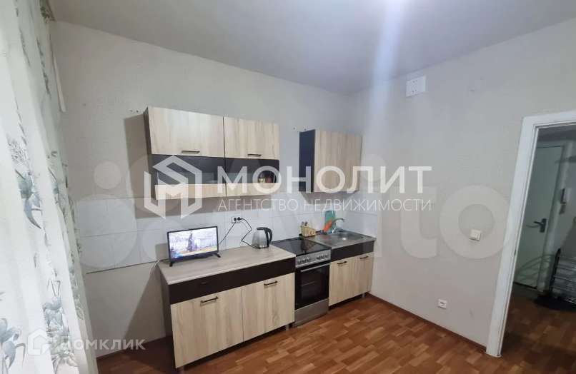 Сдаётся 2-комнатная квартира, 65 м²