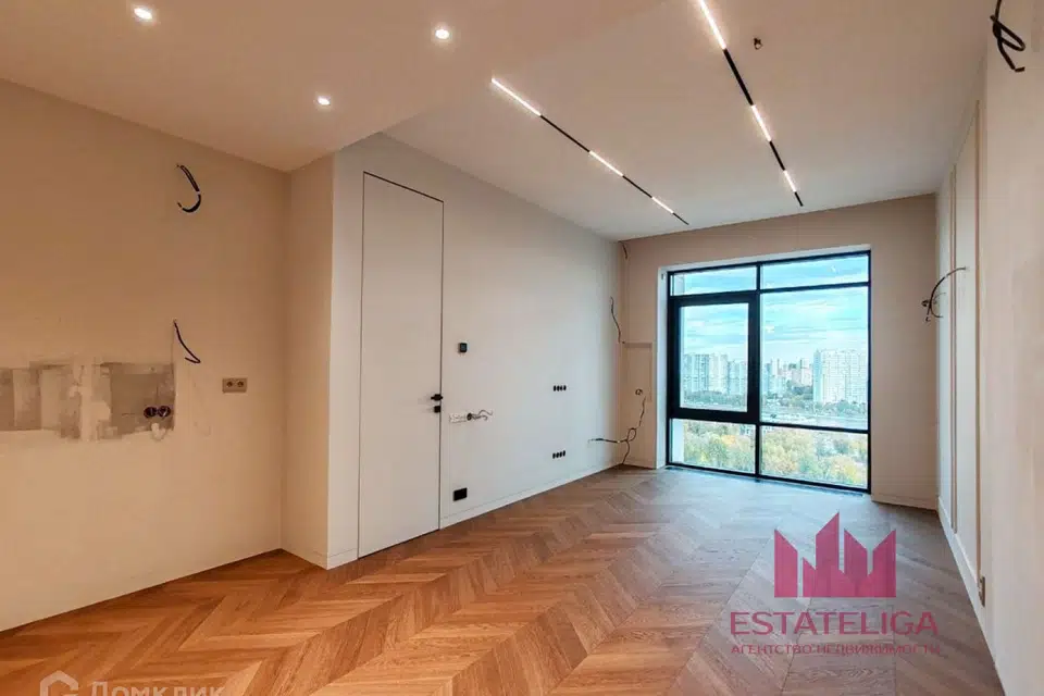 Продаётся 1-комнатная квартира, 59 м²