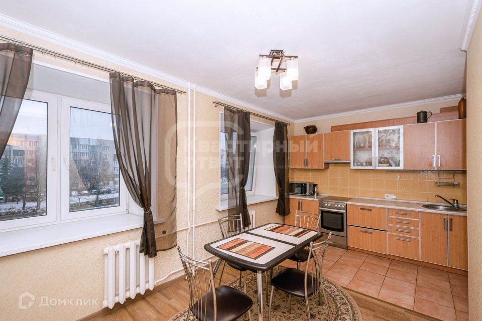 Продаётся 3-комнатная квартира, 100 м²