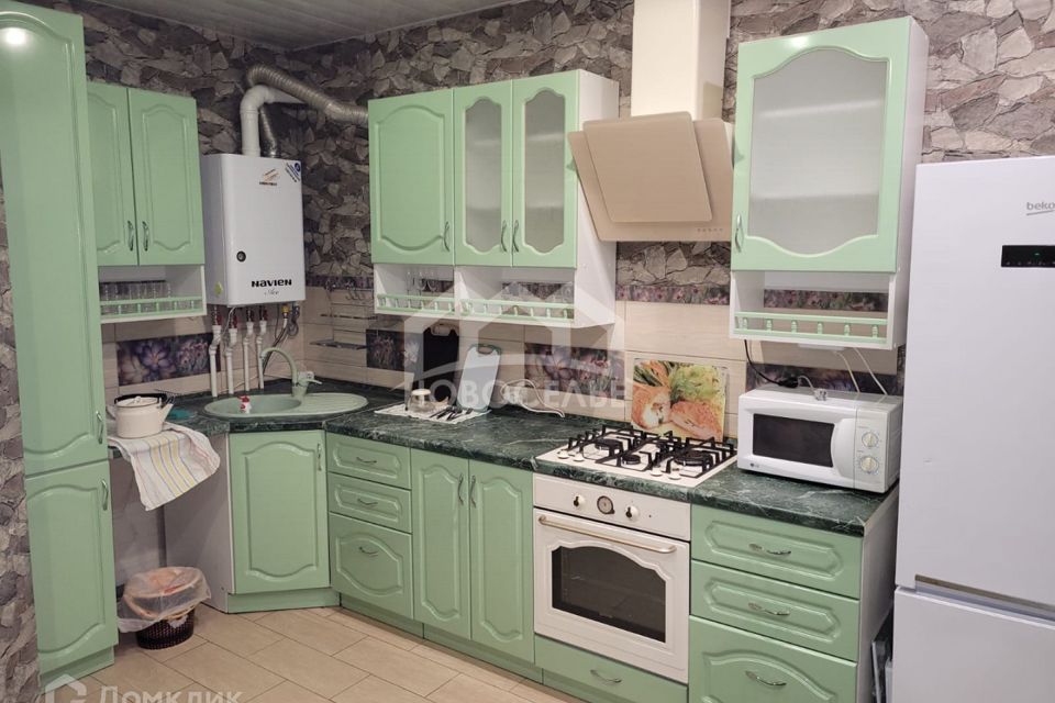 Сдаётся 2-комнатная квартира, 58 м²
