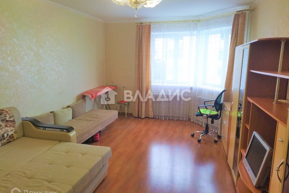 Сдаётся 1-комнатная квартира, 50 м²