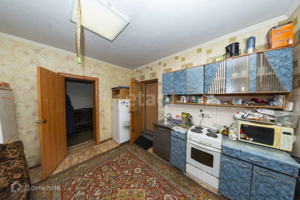 Продаётся 4-комнатная квартира, 47.3 м²