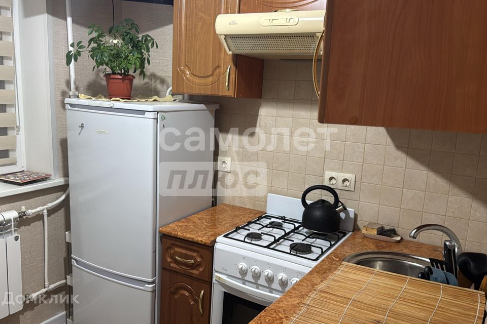 Продаётся 2-комнатная квартира, 41.8 м²