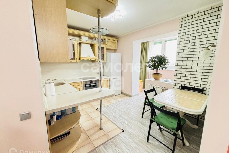 Продаётся 1-комнатная квартира, 47.4 м²