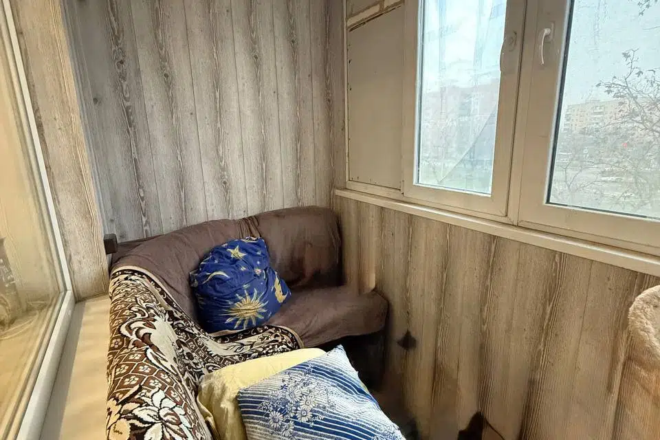 Продаётся 3-комнатная квартира, 56.8 м²