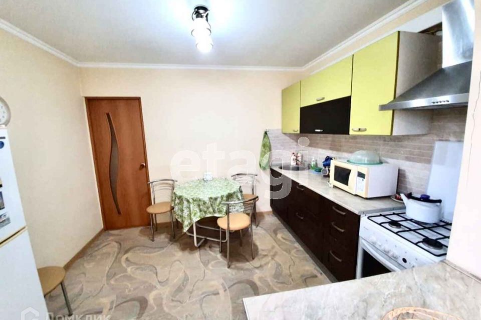 Продаётся 2-комнатная квартира, 60 м²