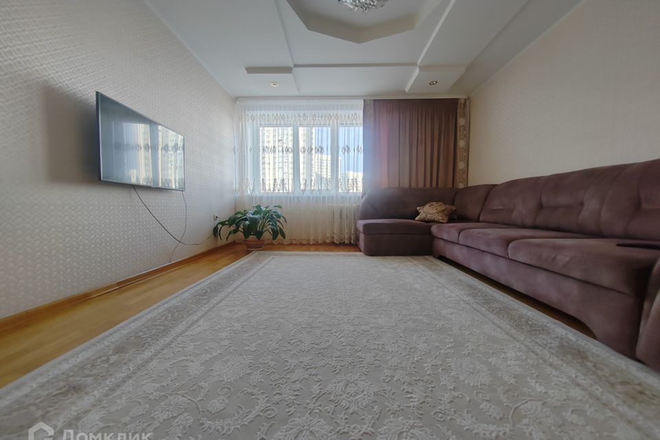 Продаётся 4-комнатная квартира, 75 м²